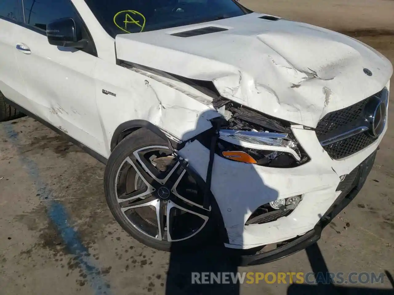 9 Photograph of a damaged car 4JGED6EB9KA136465 MERCEDES-BENZ GLE-CLASS 2019