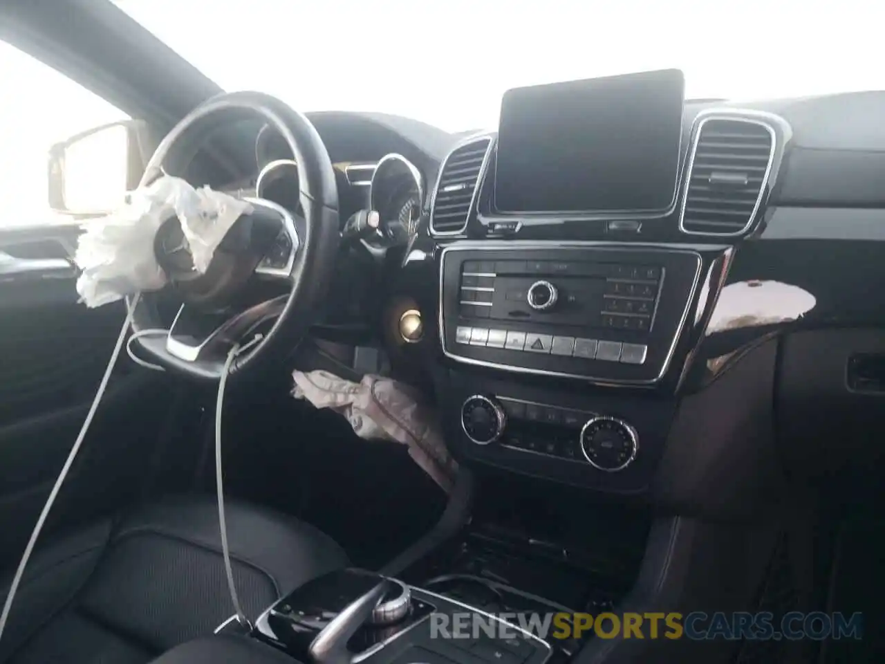 9 Photograph of a damaged car 4JGED6EBXKA132263 MERCEDES-BENZ GLE-CLASS 2019