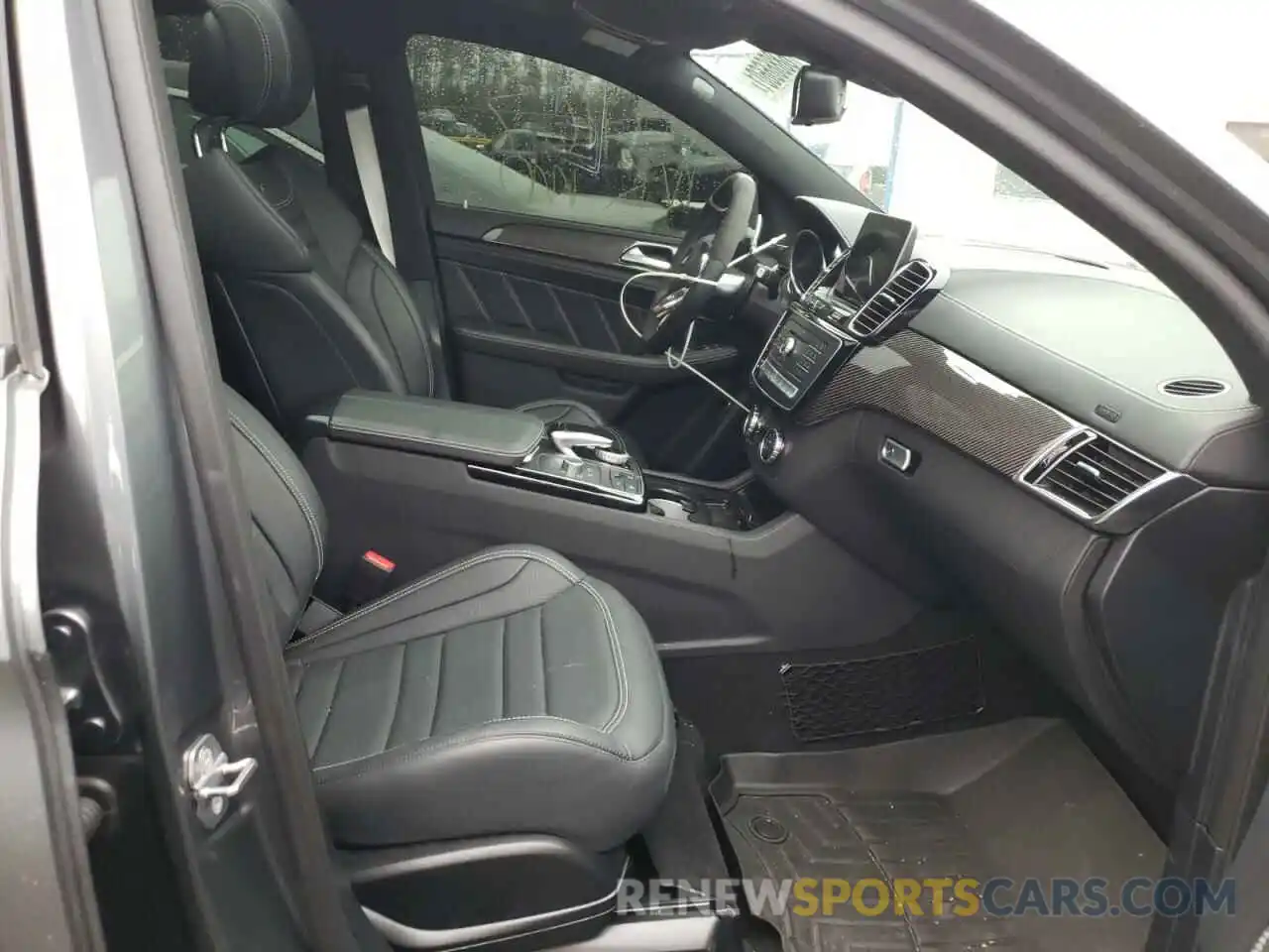 5 Photograph of a damaged car 4JGED7FB0KA146869 MERCEDES-BENZ GLE-CLASS 2019