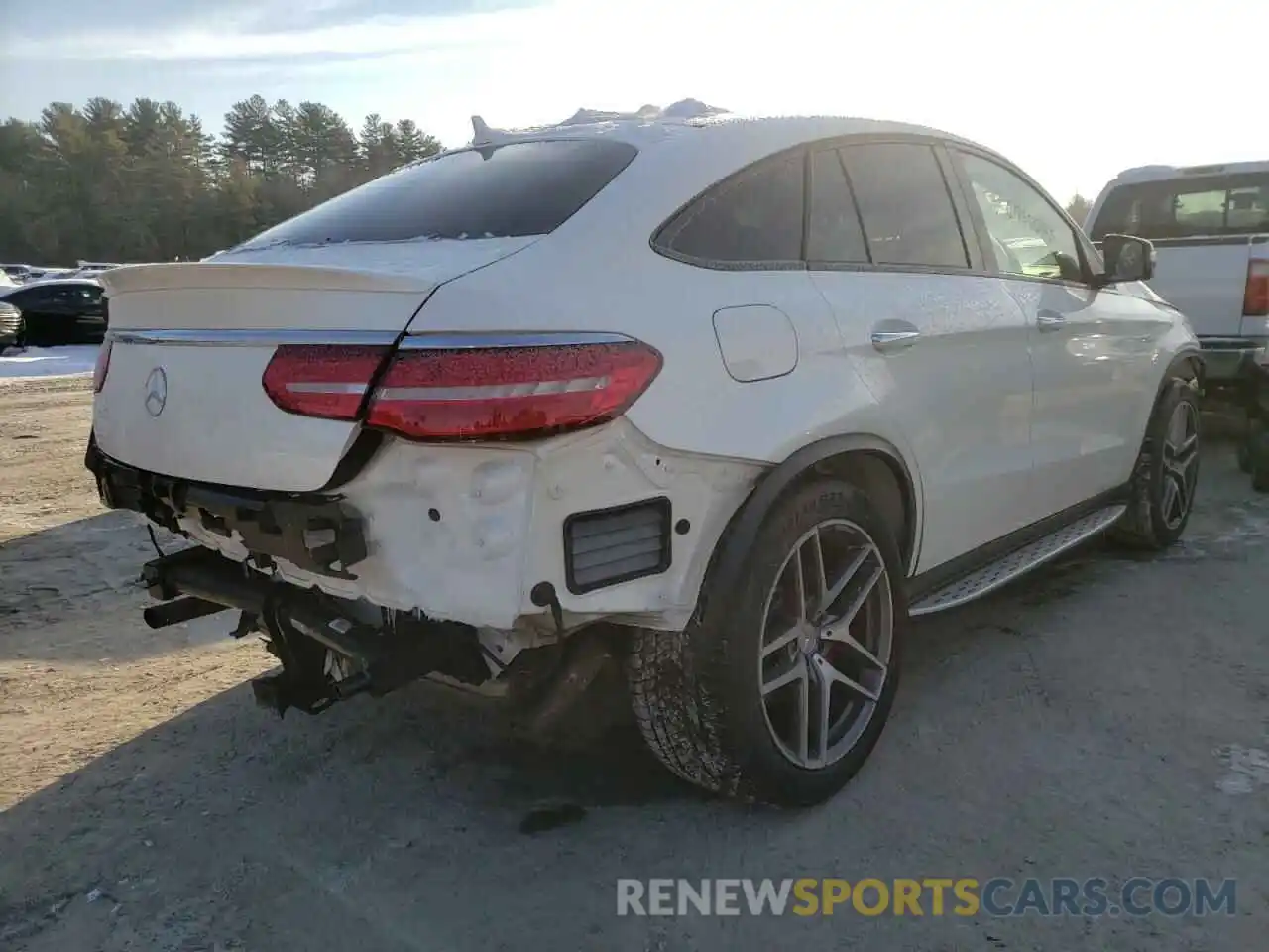 4 Photograph of a damaged car 4JGED7FB3KA142198 MERCEDES-BENZ GLE-CLASS 2019