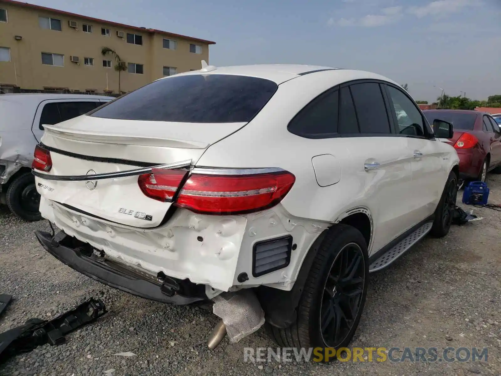 4 Photograph of a damaged car 4JGED7FB6KA126724 MERCEDES-BENZ GLE-CLASS 2019