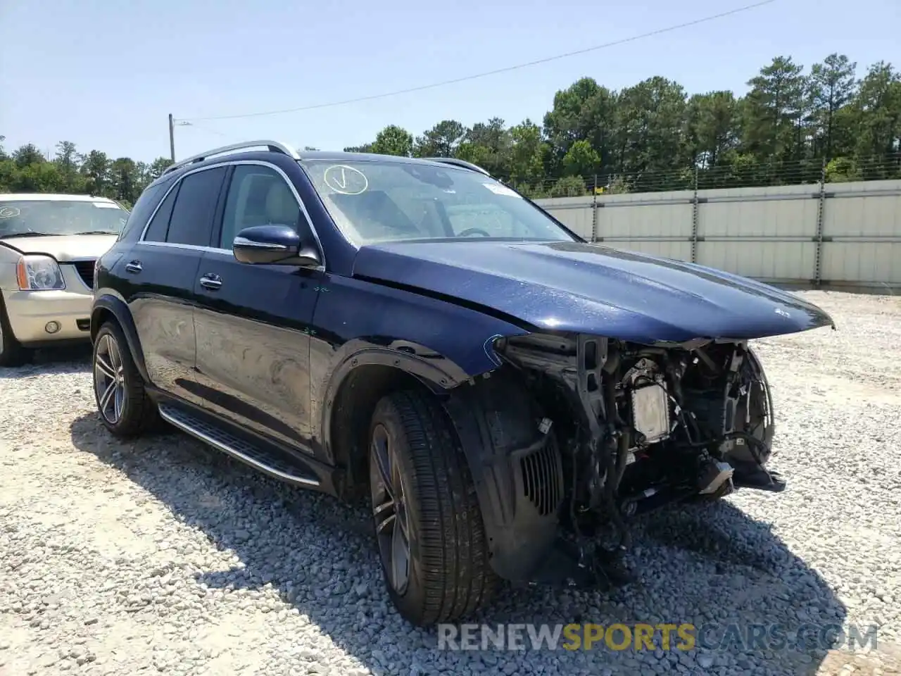 1 Photograph of a damaged car 4JGFB4JB0LA219241 MERCEDES-BENZ GLE-CLASS 2020