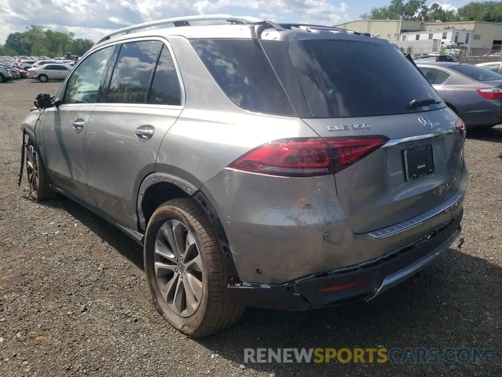 3 Photograph of a damaged car 4JGFB4JB1LA133906 MERCEDES-BENZ GLE-CLASS 2020