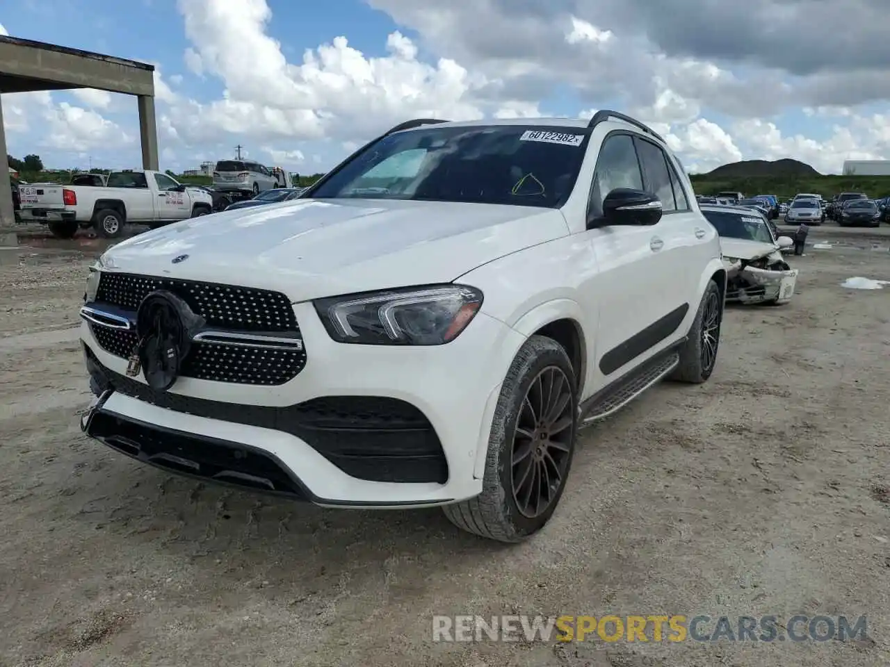 2 Photograph of a damaged car 4JGFB4JB1LA134182 MERCEDES-BENZ GLE-CLASS 2020