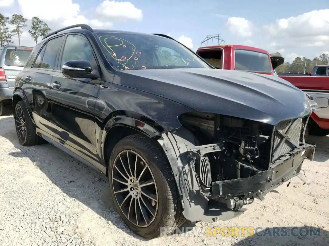 1 Photograph of a damaged car 4JGFB4JB2LA120436 MERCEDES-BENZ GLE-CLASS 2020