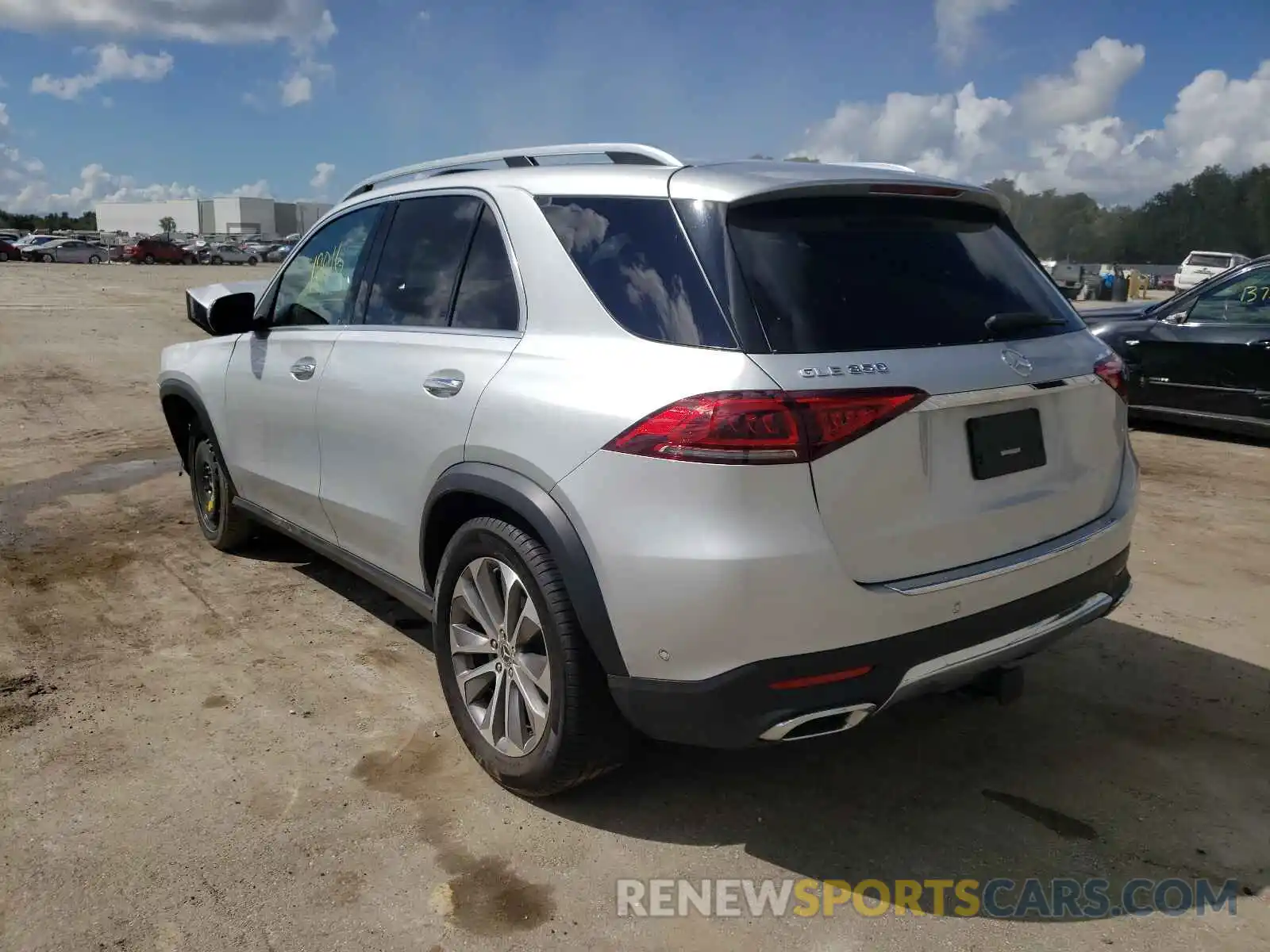 3 Photograph of a damaged car 4JGFB4JB2LA210881 MERCEDES-BENZ GLE-CLASS 2020