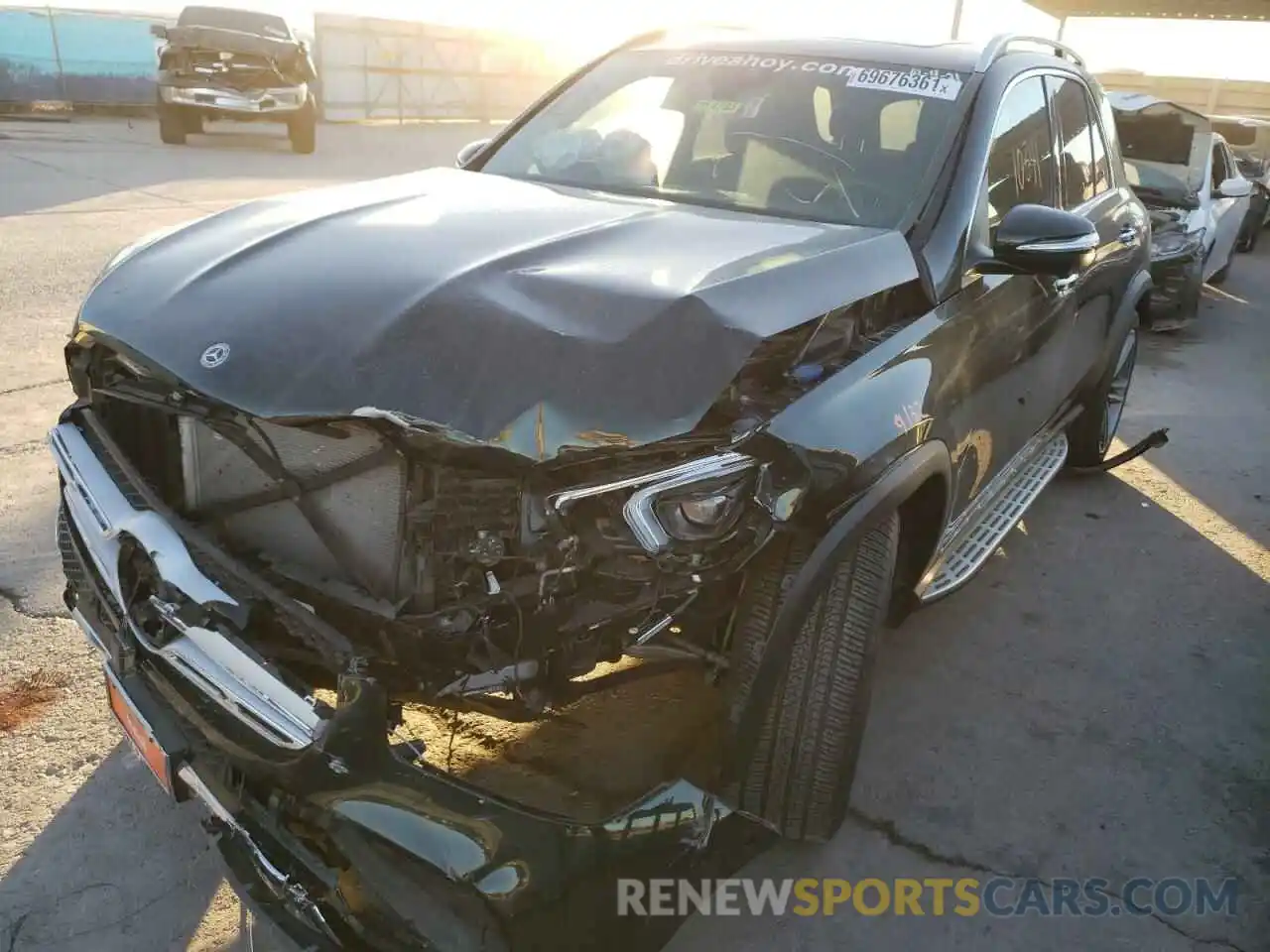 2 Photograph of a damaged car 4JGFB4JB3LA206614 MERCEDES-BENZ GLE-CLASS 2020