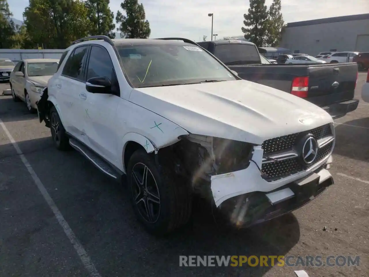 1 Photograph of a damaged car 4JGFB4JB3LA243484 MERCEDES-BENZ GLE-CLASS 2020