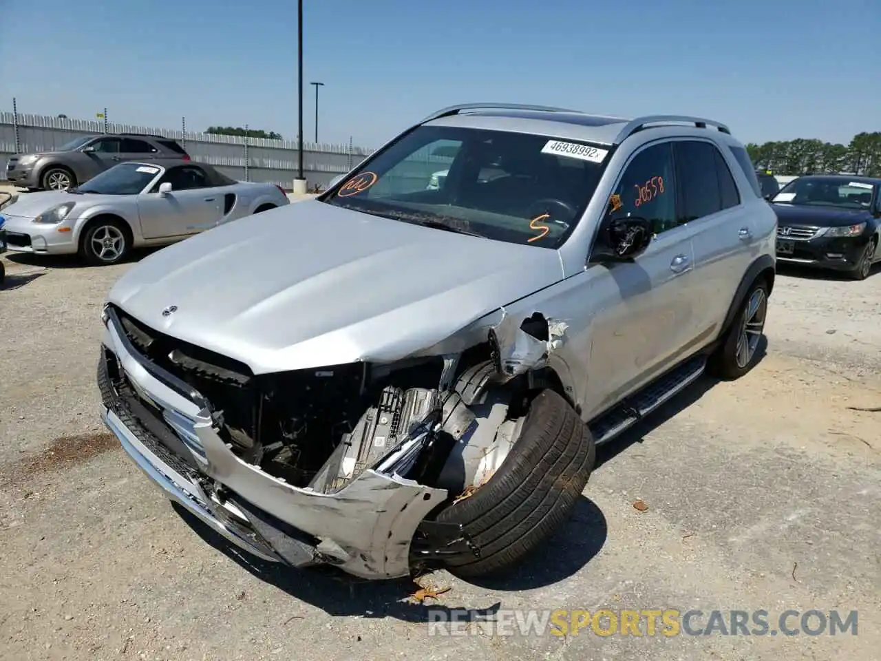 2 Photograph of a damaged car 4JGFB4JB4LA158539 MERCEDES-BENZ GLE-CLASS 2020