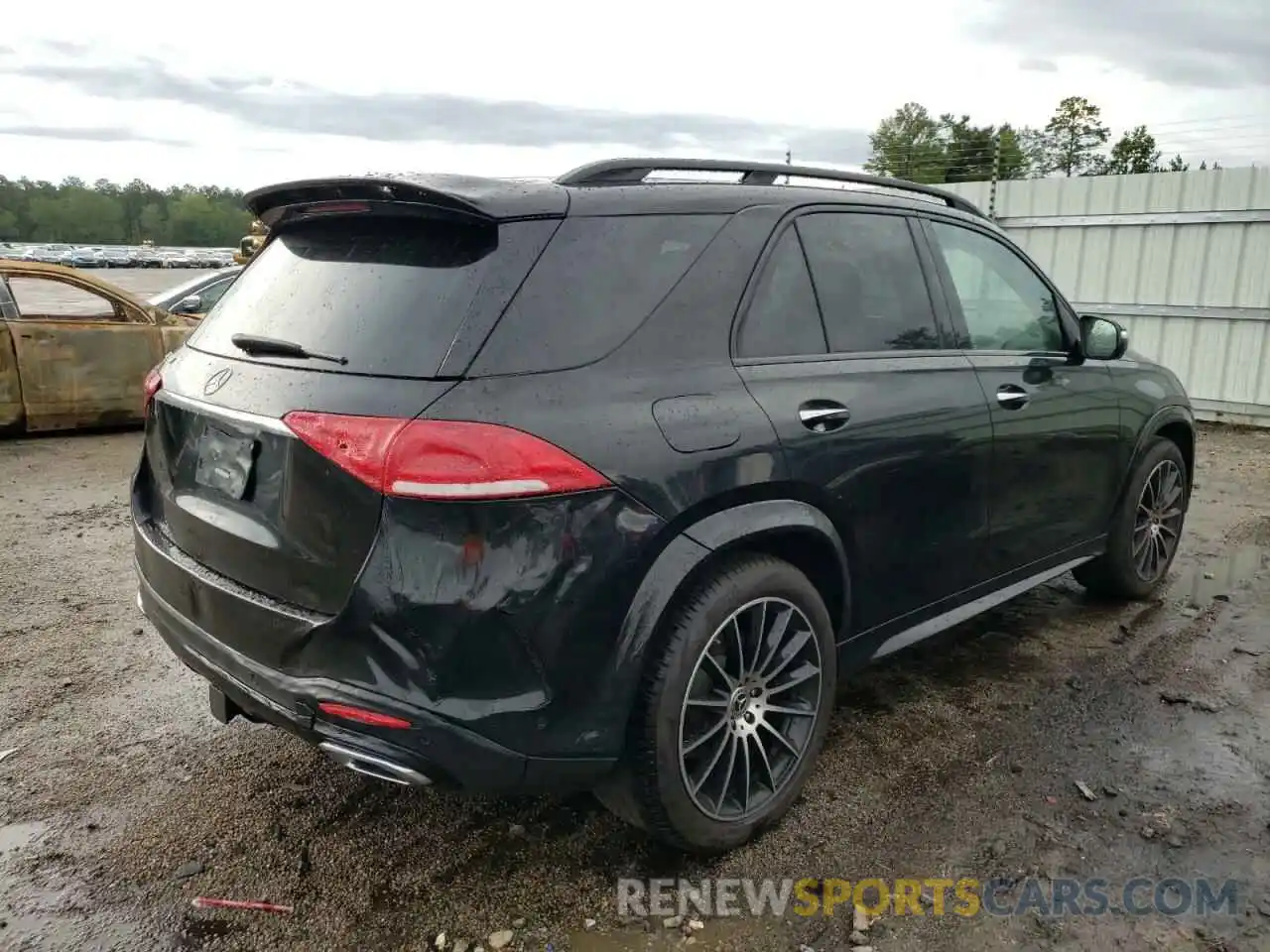 4 Photograph of a damaged car 4JGFB4JB4LA255451 MERCEDES-BENZ GLE-CLASS 2020