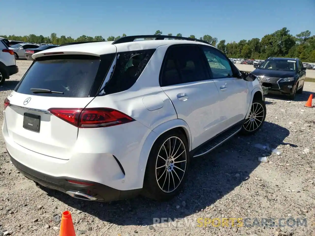 4 Photograph of a damaged car 4JGFB4JB7LA183063 MERCEDES-BENZ GLE-CLASS 2020