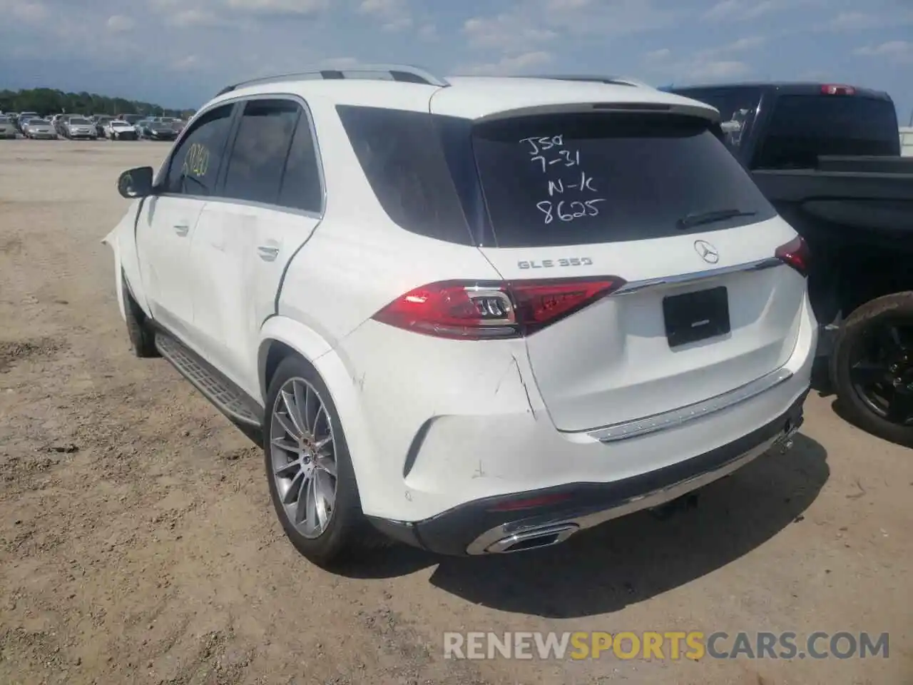 3 Photograph of a damaged car 4JGFB4JB8LA228625 MERCEDES-BENZ GLE-CLASS 2020