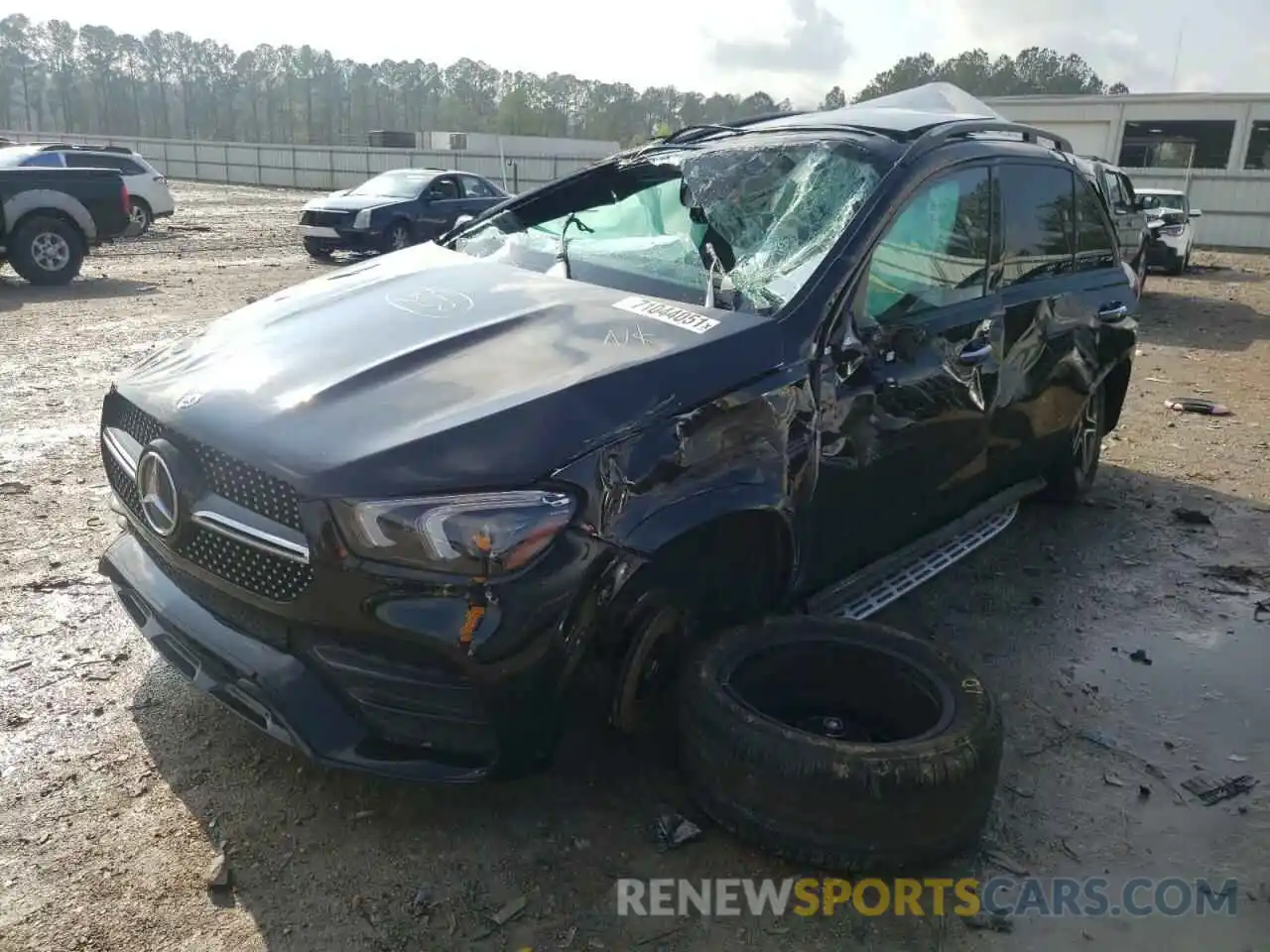 2 Photograph of a damaged car 4JGFB4JB9LA119140 MERCEDES-BENZ GLE-CLASS 2020