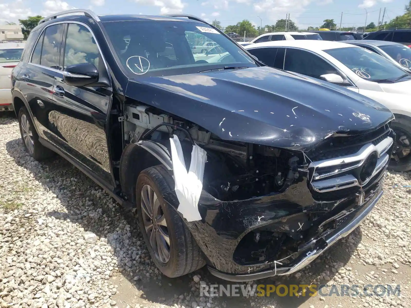 1 Photograph of a damaged car 4JGFB4JB9LA169603 MERCEDES-BENZ GLE-CLASS 2020