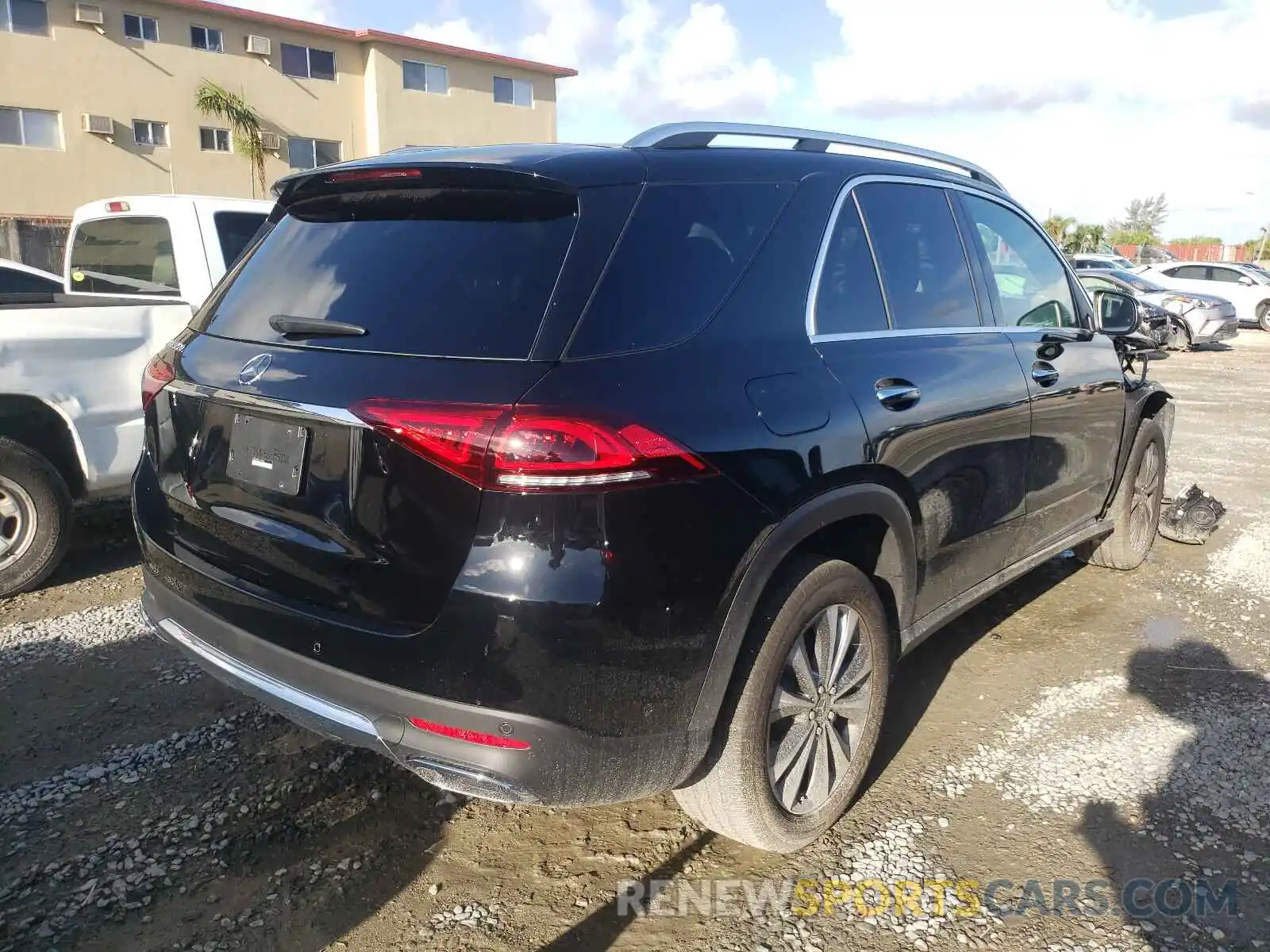 4 Photograph of a damaged car 4JGFB4JB9LA169603 MERCEDES-BENZ GLE-CLASS 2020