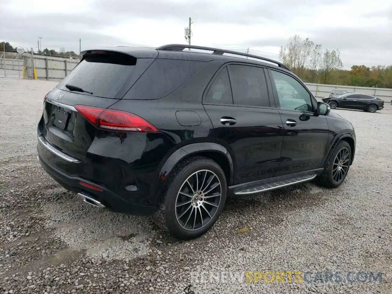 3 Photograph of a damaged car 4JGFB4JB9LA200901 MERCEDES-BENZ GLE-CLASS 2020