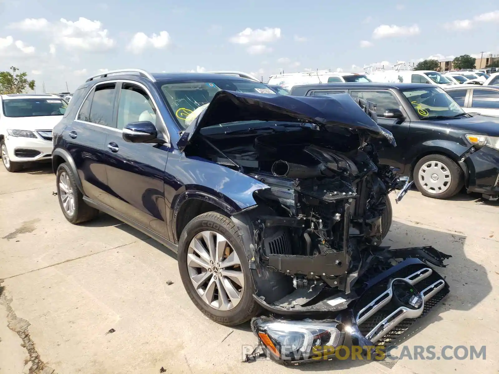 1 Photograph of a damaged car 4JGFB4JBXLA133483 MERCEDES-BENZ GLE-CLASS 2020