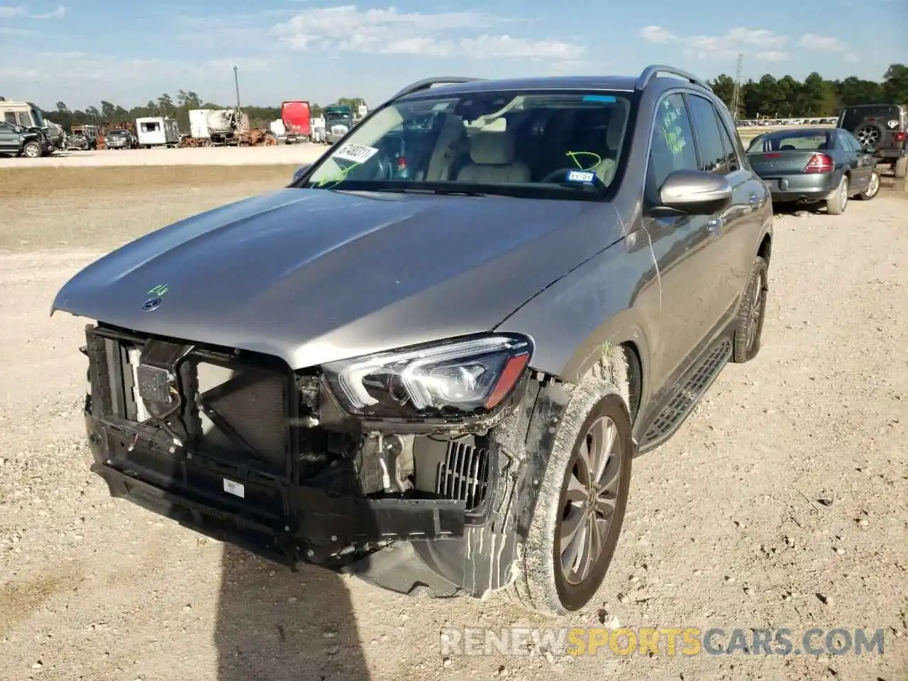 2 Photograph of a damaged car 4JGFB4JBXLA135993 MERCEDES-BENZ GLE-CLASS 2020