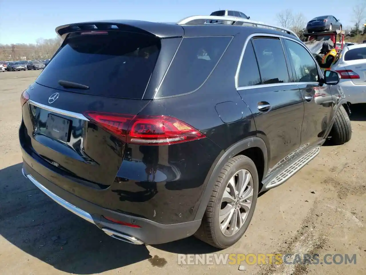 4 Photograph of a damaged car 4JGFB4JBXLA182568 MERCEDES-BENZ GLE-CLASS 2020