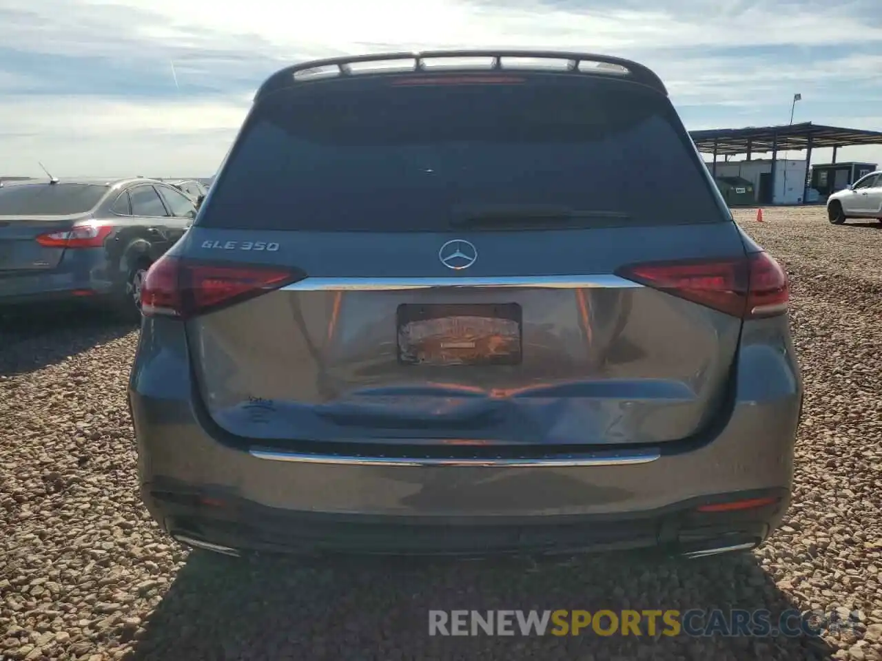 6 Photograph of a damaged car 4JGFB4JBXLA212295 MERCEDES-BENZ GLE-CLASS 2020