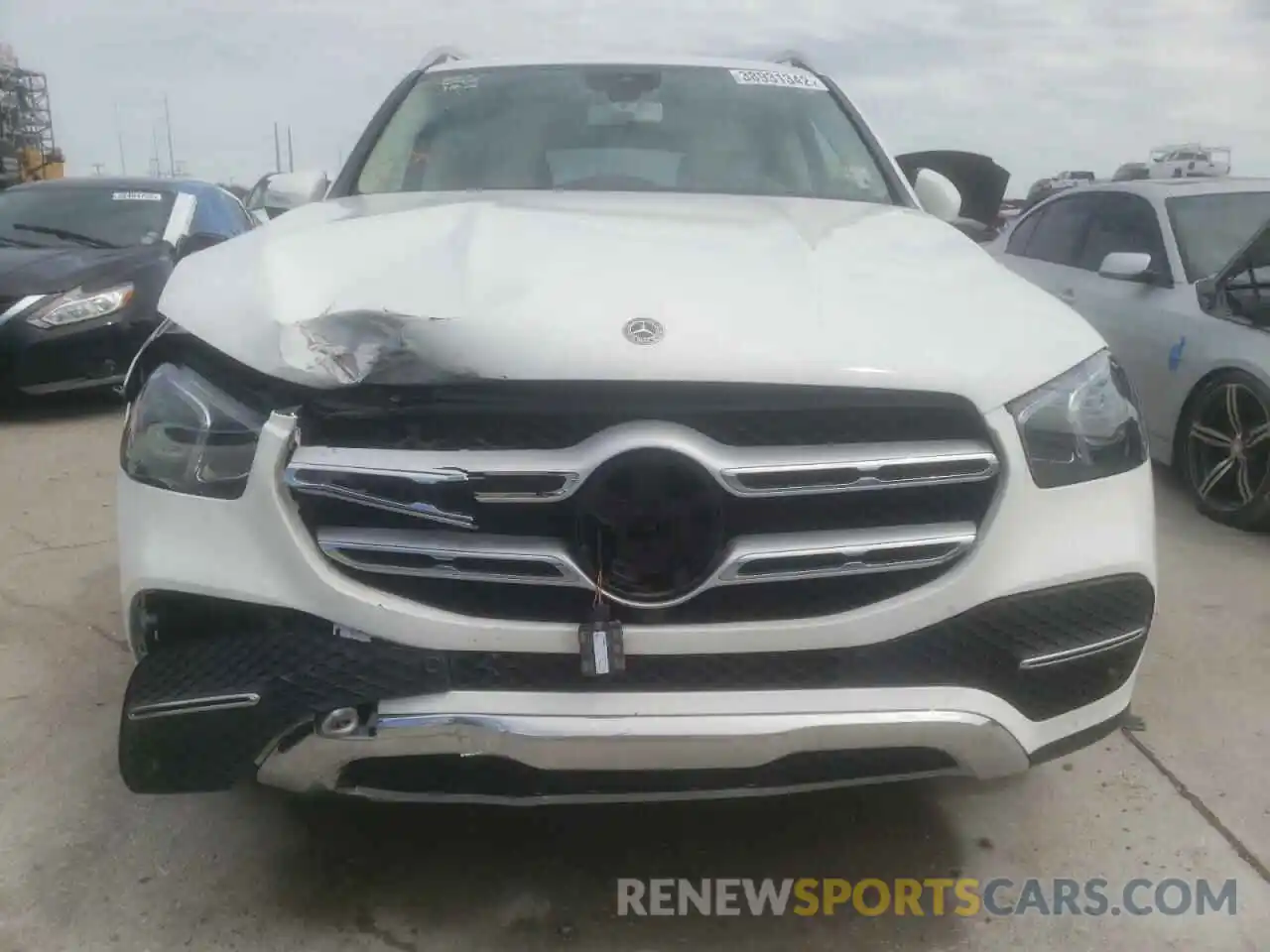 9 Photograph of a damaged car 4JGFB4JE0LA157060 MERCEDES-BENZ GLE-CLASS 2020