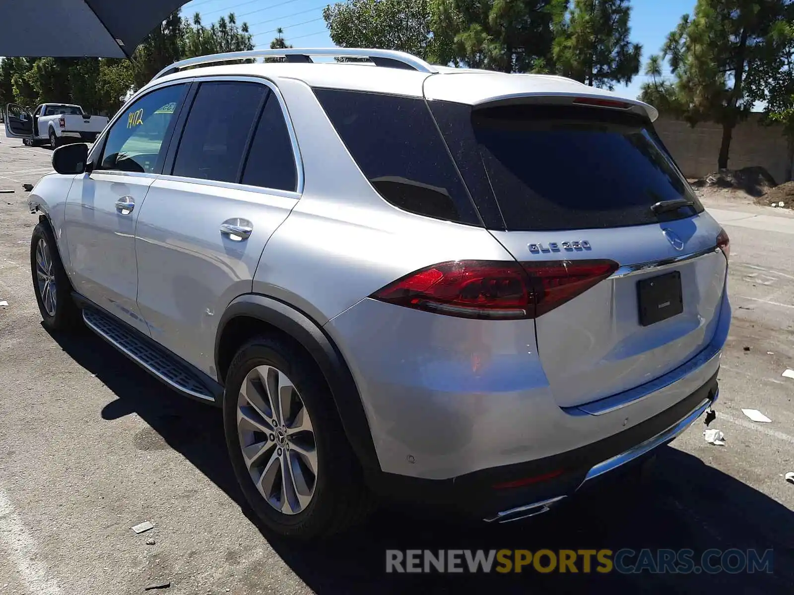 3 Photograph of a damaged car 4JGFB4JE2LA160834 MERCEDES-BENZ GLE-CLASS 2020