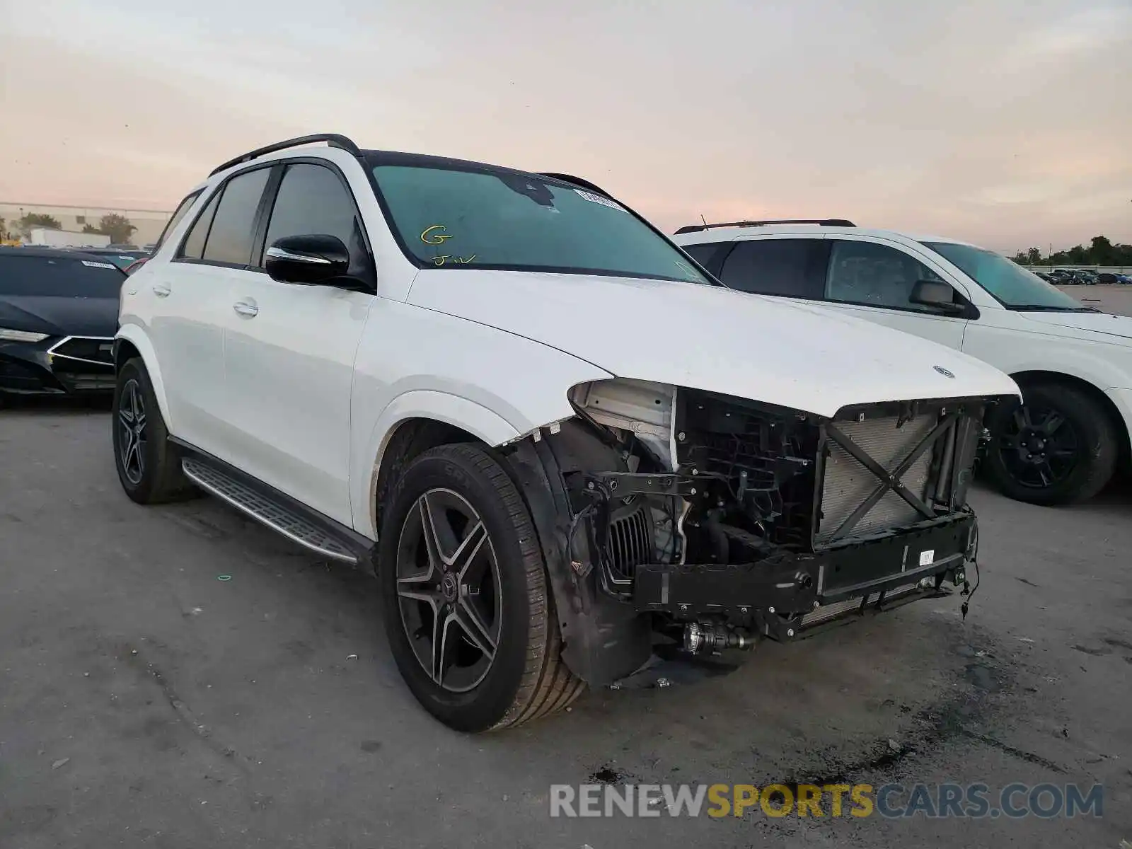 1 Photograph of a damaged car 4JGFB4JE6LA220324 MERCEDES-BENZ GLE-CLASS 2020