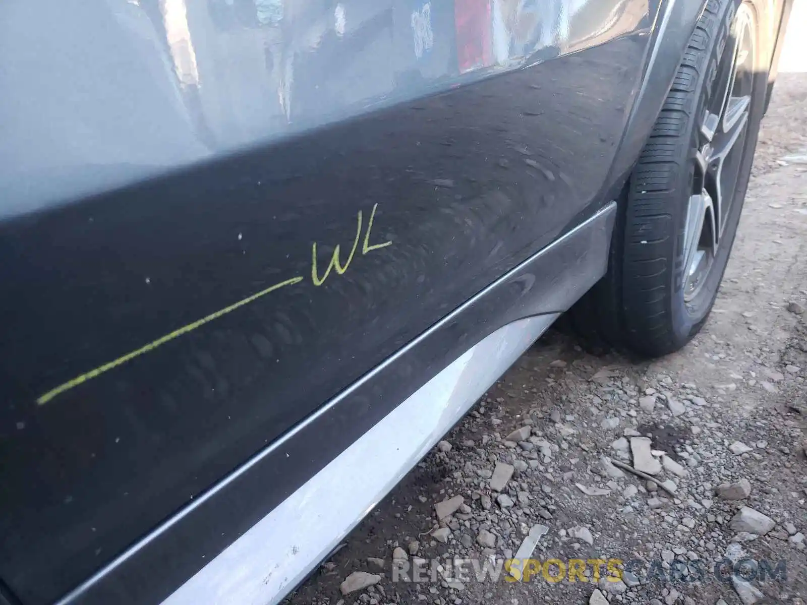 9 Photograph of a damaged car 4JGFB4KB0LA010628 MERCEDES-BENZ GLE-CLASS 2020