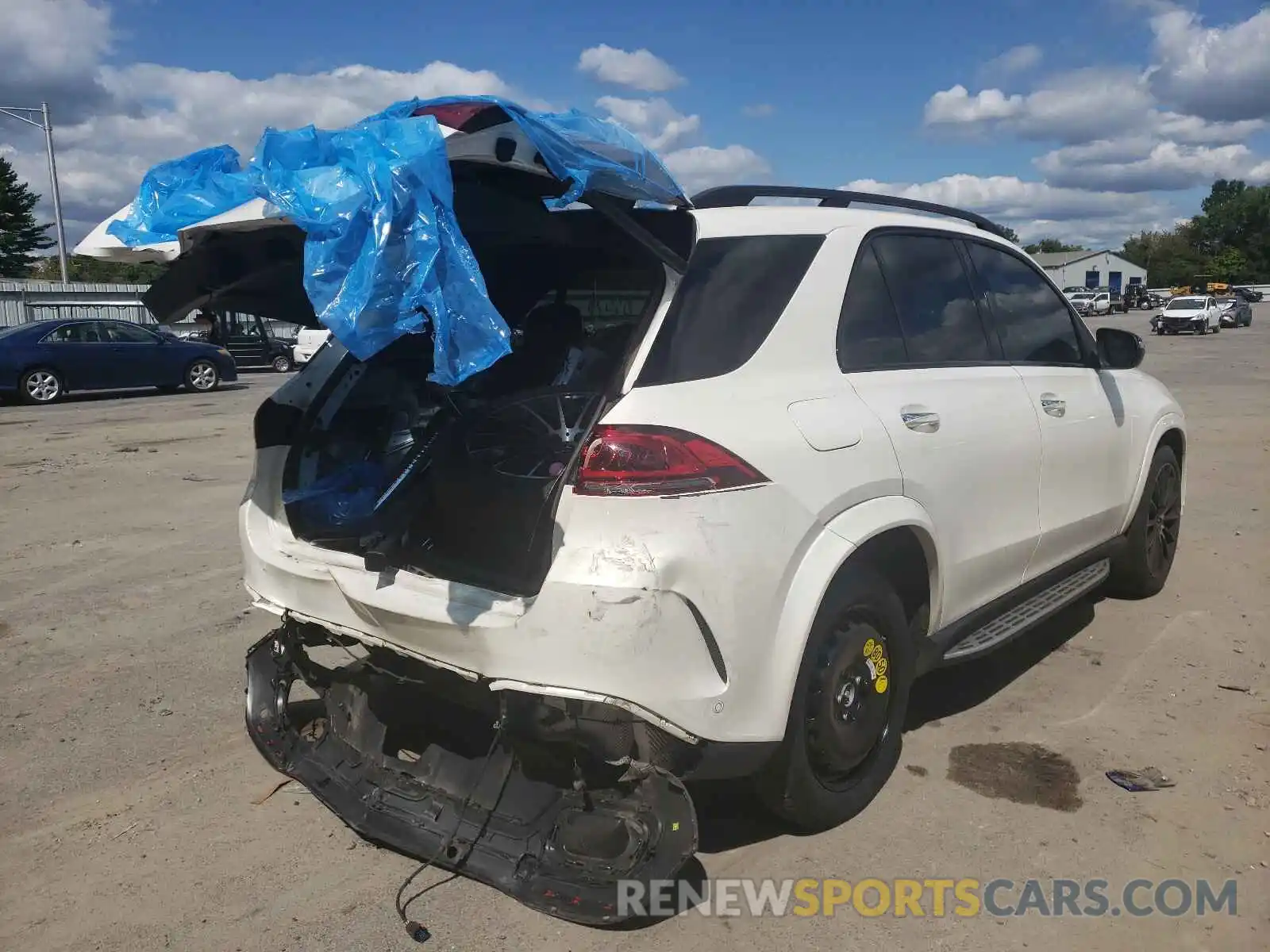 4 Photograph of a damaged car 4JGFB4KB0LA095597 MERCEDES-BENZ GLE-CLASS 2020