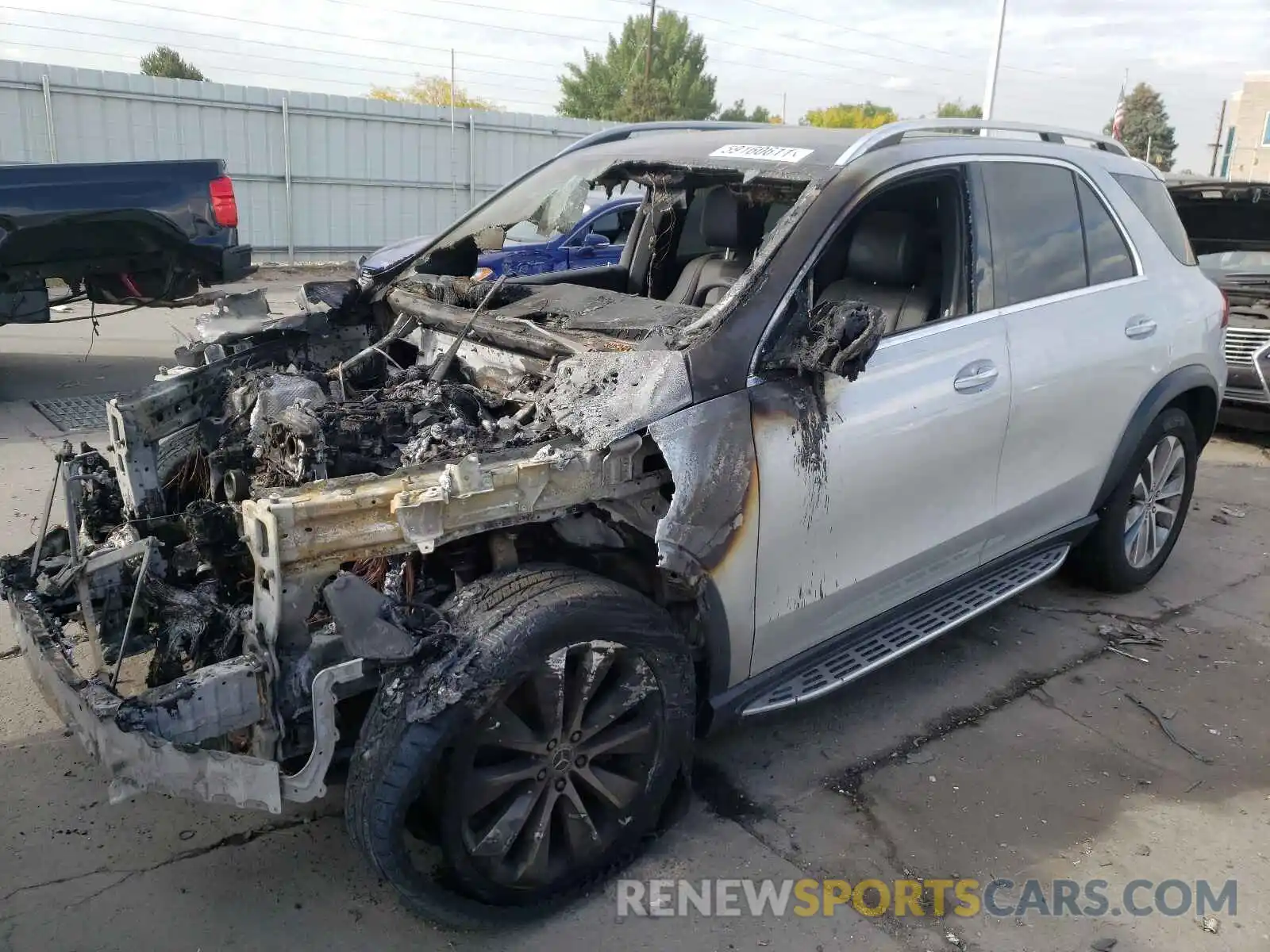 2 Photograph of a damaged car 4JGFB4KB0LA100233 MERCEDES-BENZ GLE-CLASS 2020