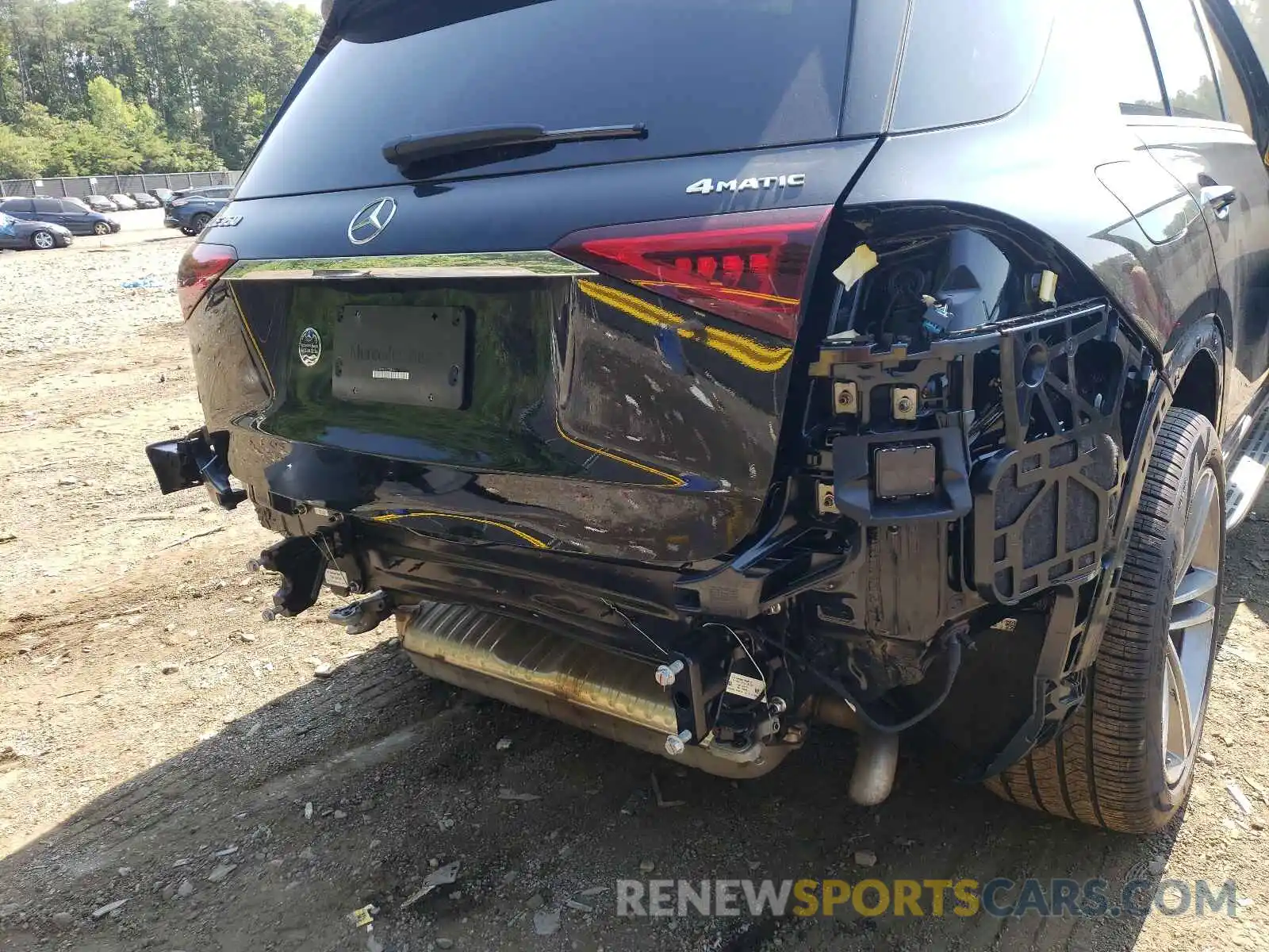 9 Photograph of a damaged car 4JGFB4KB0LA178916 MERCEDES-BENZ GLE-CLASS 2020