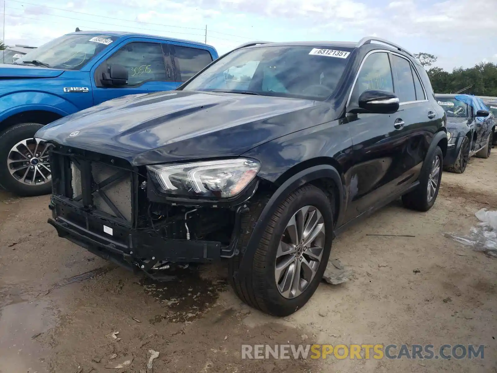 2 Photograph of a damaged car 4JGFB4KB0LA211705 MERCEDES-BENZ GLE-CLASS 2020