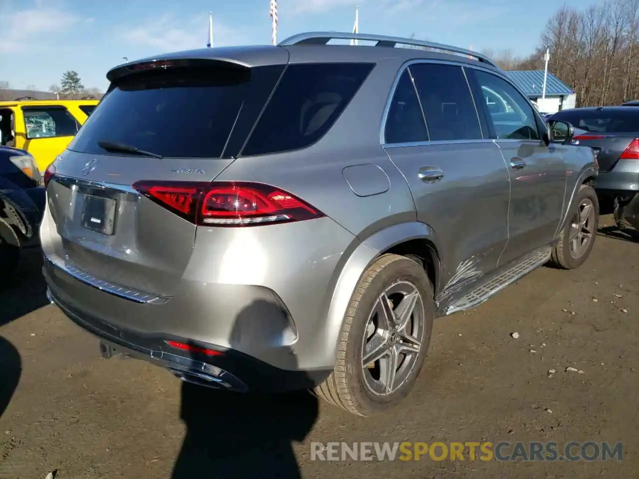 4 Photograph of a damaged car 4JGFB4KB0LA213213 MERCEDES-BENZ GLE-CLASS 2020