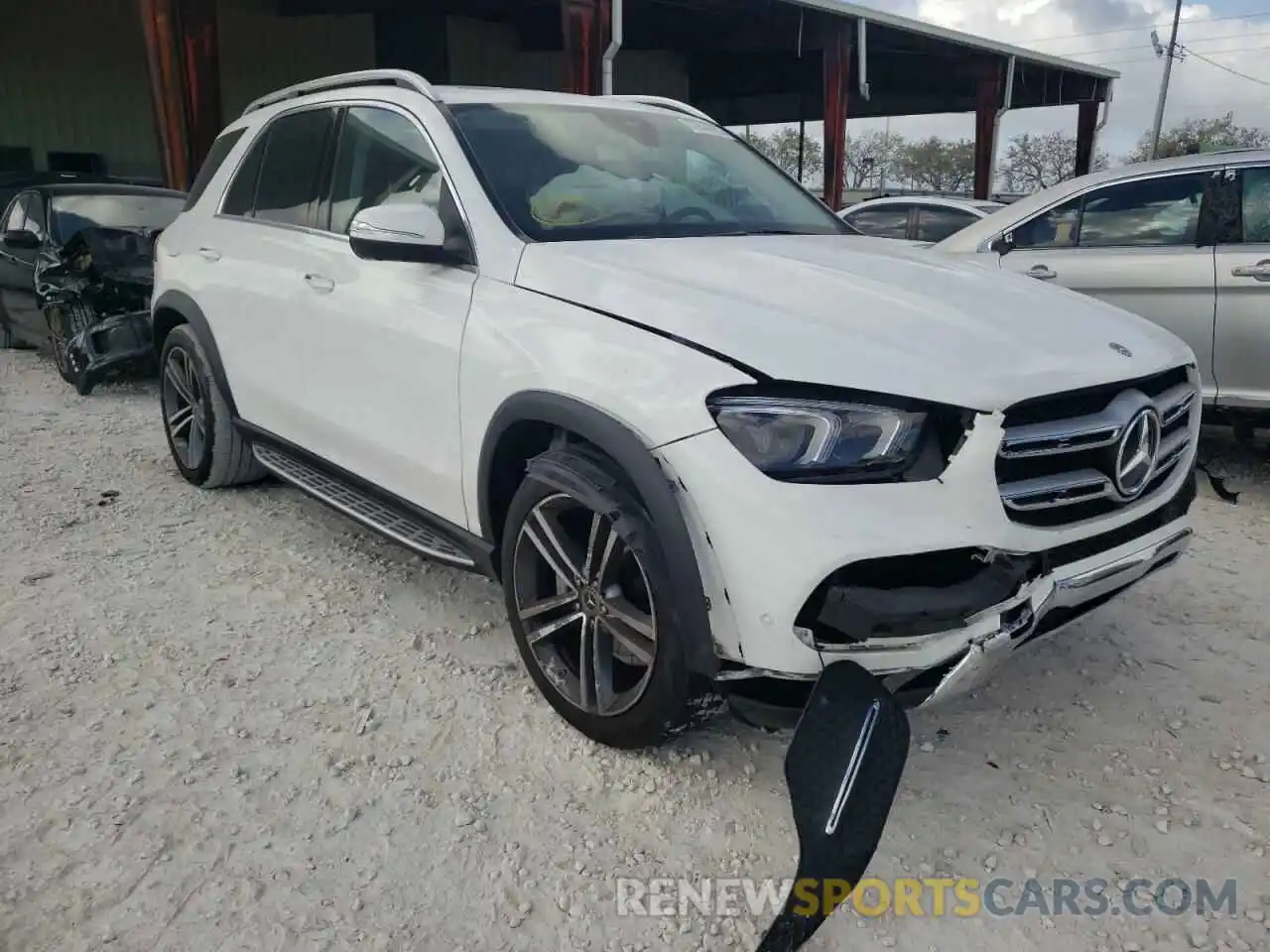 1 Photograph of a damaged car 4JGFB4KB0LA216399 MERCEDES-BENZ GLE-CLASS 2020