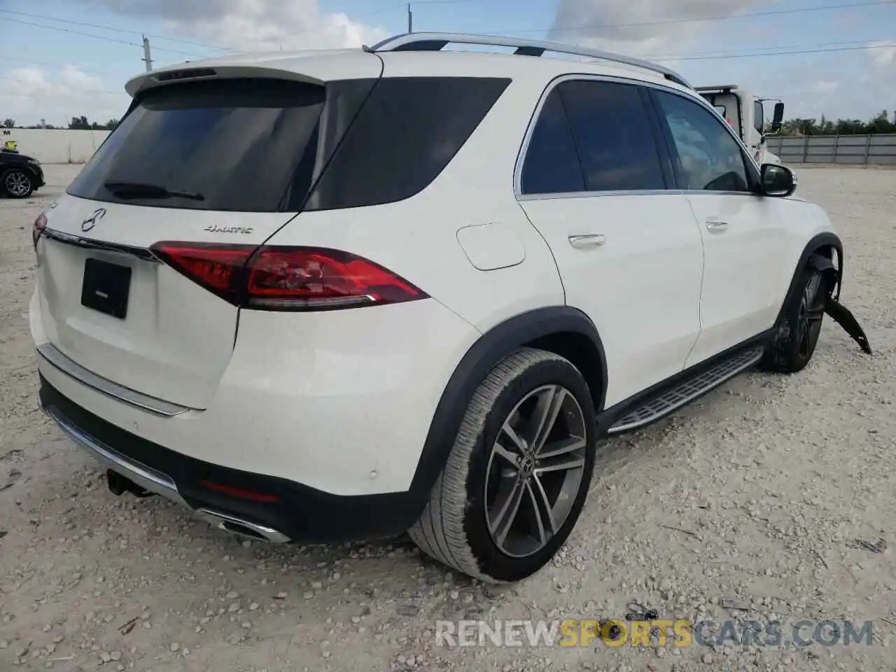 4 Photograph of a damaged car 4JGFB4KB0LA216399 MERCEDES-BENZ GLE-CLASS 2020