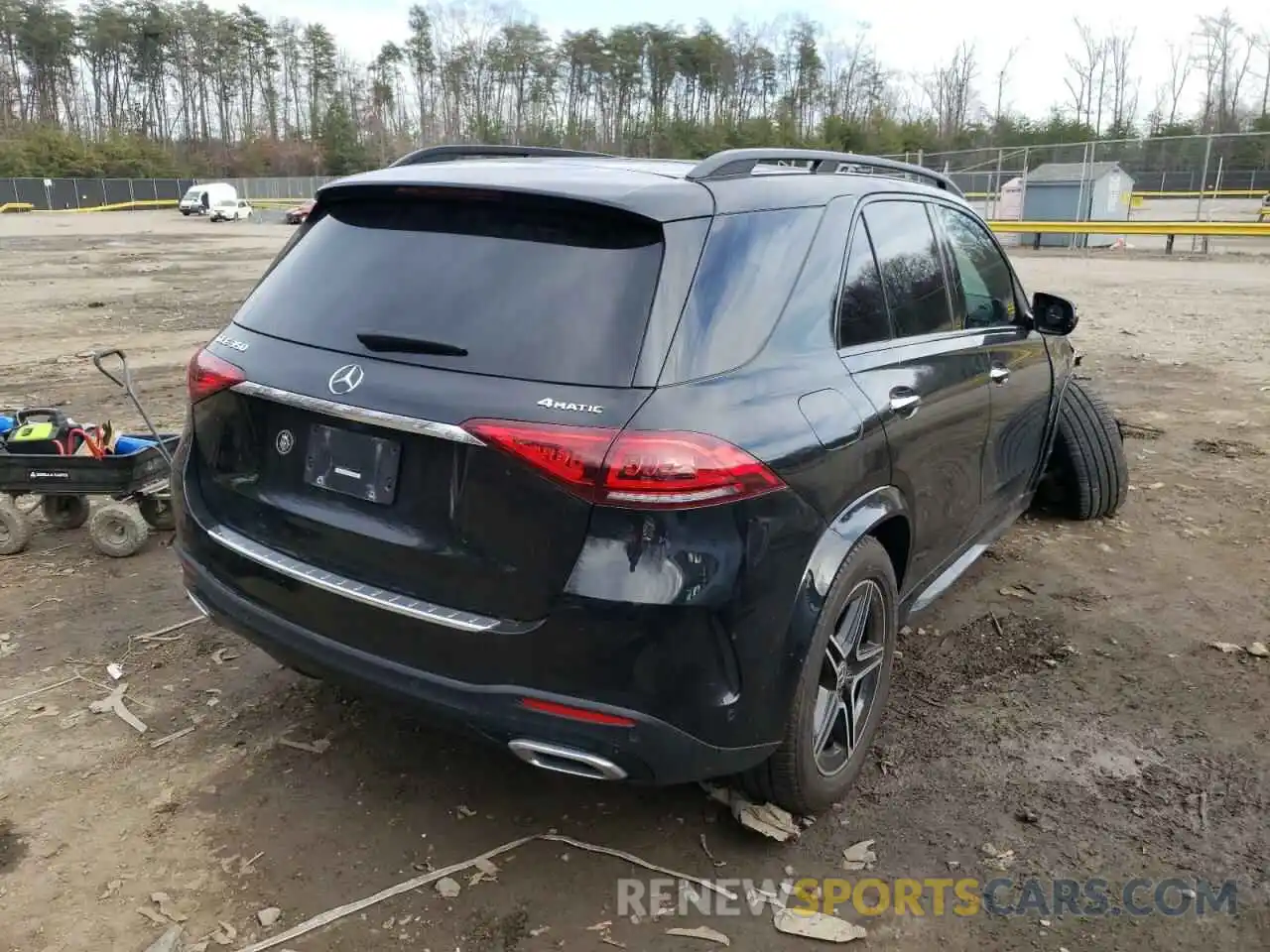 4 Photograph of a damaged car 4JGFB4KB1LA051883 MERCEDES-BENZ GLE-CLASS 2020