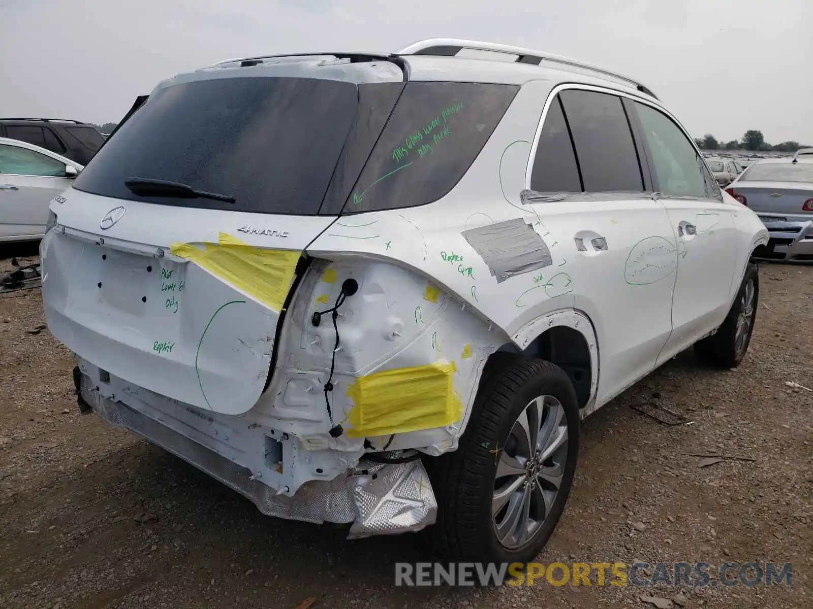 4 Photograph of a damaged car 4JGFB4KB1LA053360 MERCEDES-BENZ GLE-CLASS 2020