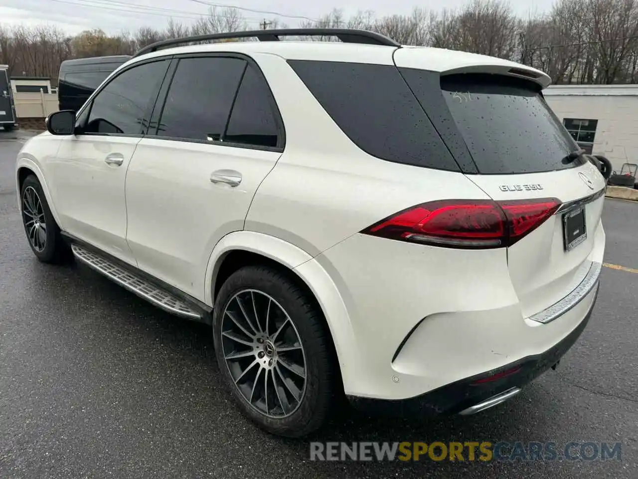 2 Photograph of a damaged car 4JGFB4KB1LA061765 MERCEDES-BENZ GLE-CLASS 2020