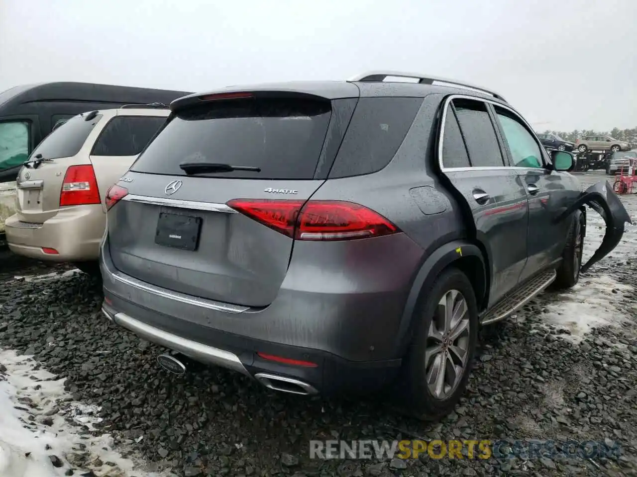 4 Photograph of a damaged car 4JGFB4KB1LA080879 MERCEDES-BENZ GLE-CLASS 2020