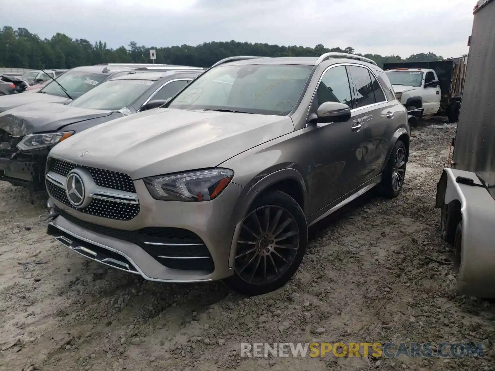 2 Photograph of a damaged car 4JGFB4KB1LA153779 MERCEDES-BENZ GLE-CLASS 2020