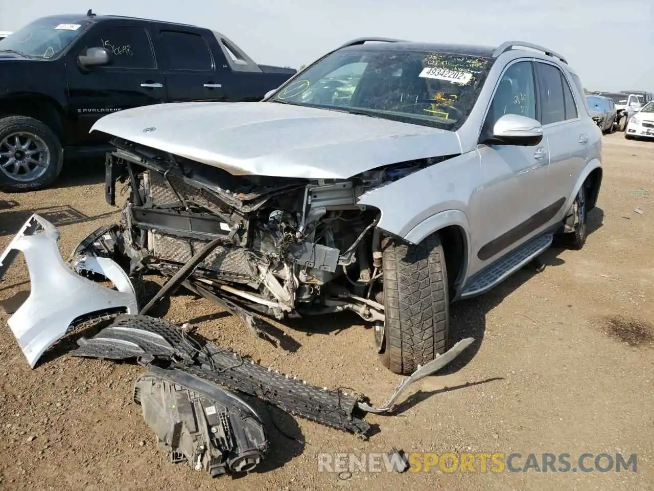 2 Photograph of a damaged car 4JGFB4KB2LA063895 MERCEDES-BENZ GLE-CLASS 2020