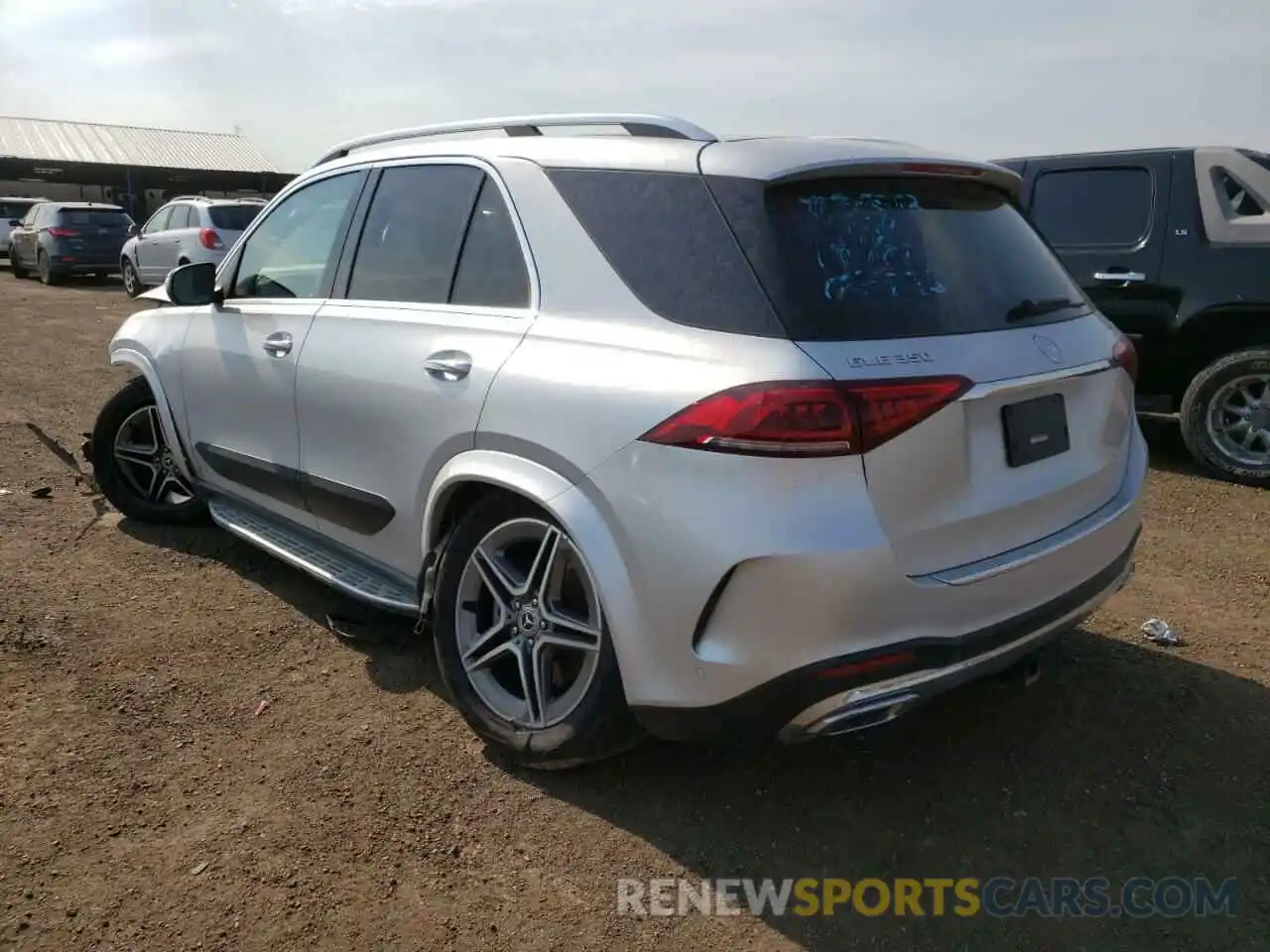 3 Photograph of a damaged car 4JGFB4KB2LA063895 MERCEDES-BENZ GLE-CLASS 2020