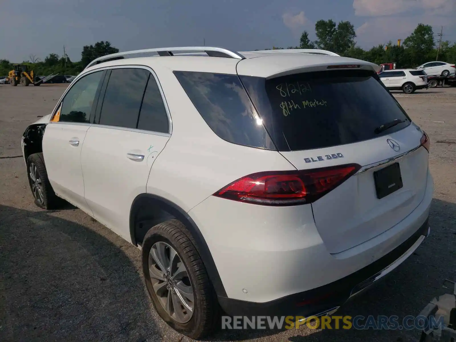 3 Photograph of a damaged car 4JGFB4KB2LA232135 MERCEDES-BENZ GLE-CLASS 2020