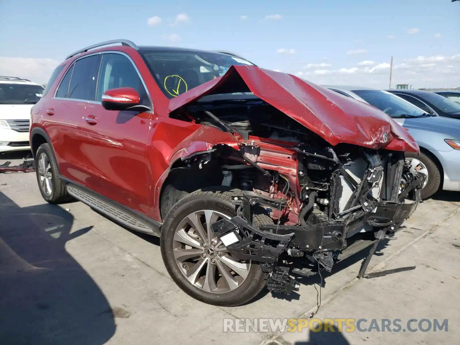 1 Photograph of a damaged car 4JGFB4KB3LA212573 MERCEDES-BENZ GLE-CLASS 2020