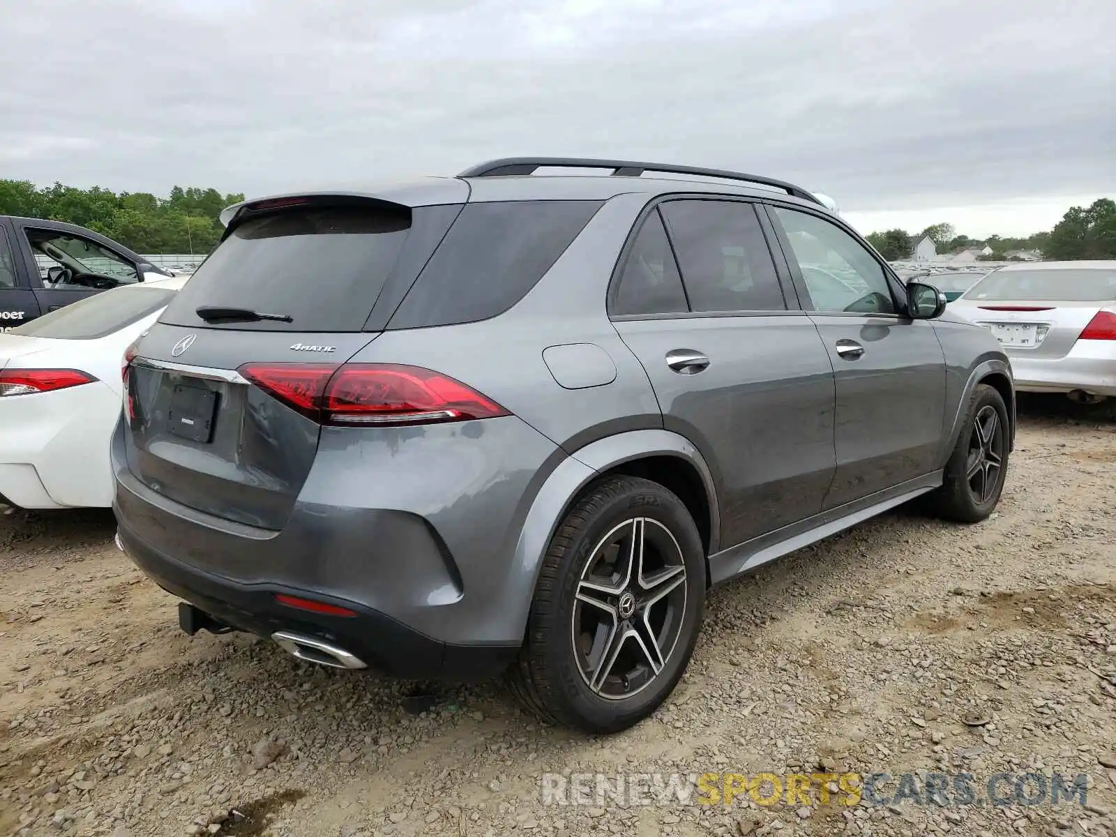 4 Photograph of a damaged car 4JGFB4KB4LA007585 MERCEDES-BENZ GLE-CLASS 2020