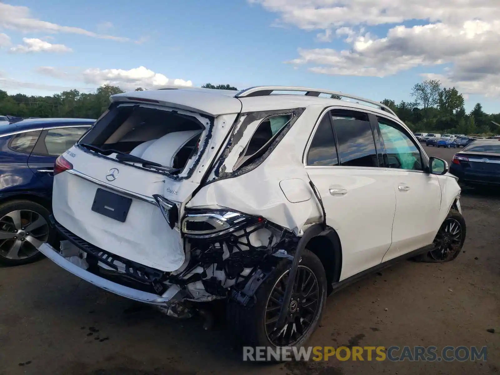 4 Photograph of a damaged car 4JGFB4KB4LA053076 MERCEDES-BENZ GLE-CLASS 2020