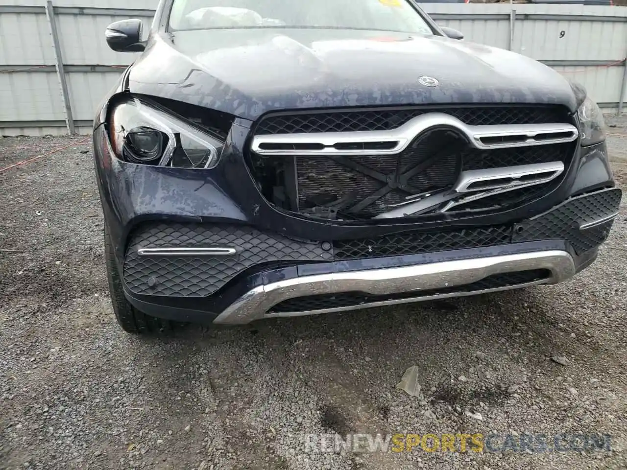 9 Photograph of a damaged car 4JGFB4KB4LA059704 MERCEDES-BENZ GLE-CLASS 2020