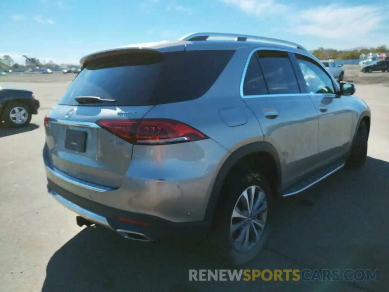 4 Photograph of a damaged car 4JGFB4KB4LA066264 MERCEDES-BENZ GLE-CLASS 2020