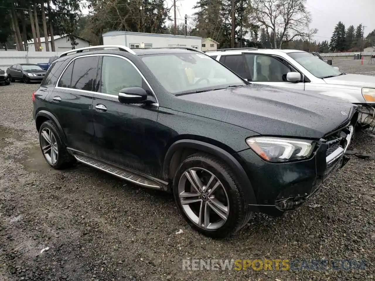 4 Photograph of a damaged car 4JGFB4KB4LA153274 MERCEDES-BENZ GLE-CLASS 2020