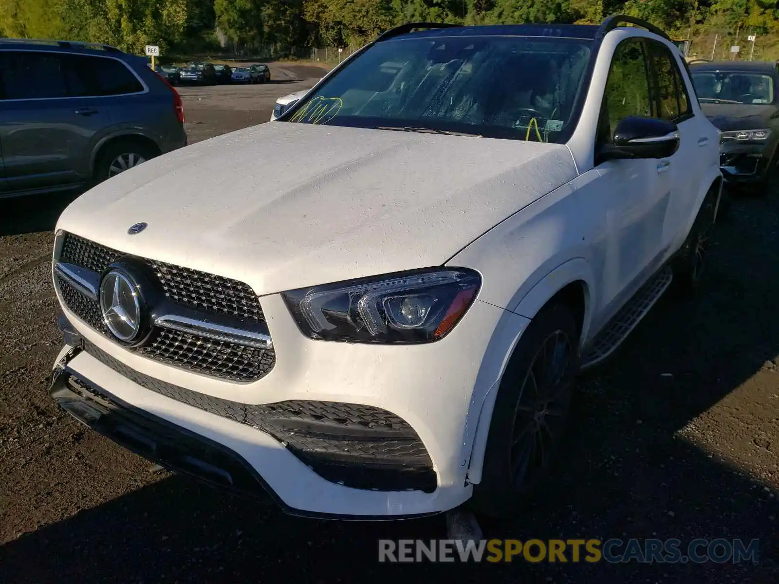 2 Photograph of a damaged car 4JGFB4KB5LA075183 MERCEDES-BENZ GLE-CLASS 2020